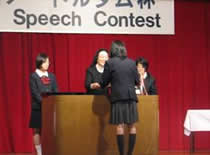 第16回ノートルダム杯English Speech Contestの様子